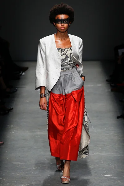 Look 36